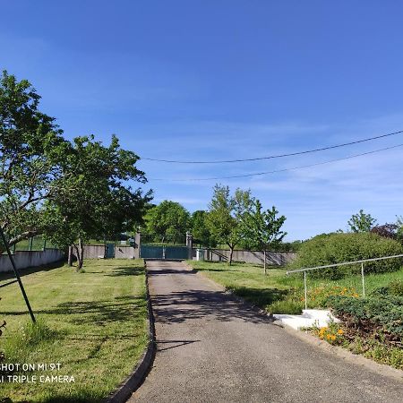 ホテル Domaine Des Arts Dompierre  エクステリア 写真
