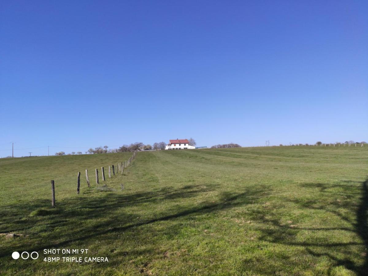 ホテル Domaine Des Arts Dompierre  エクステリア 写真
