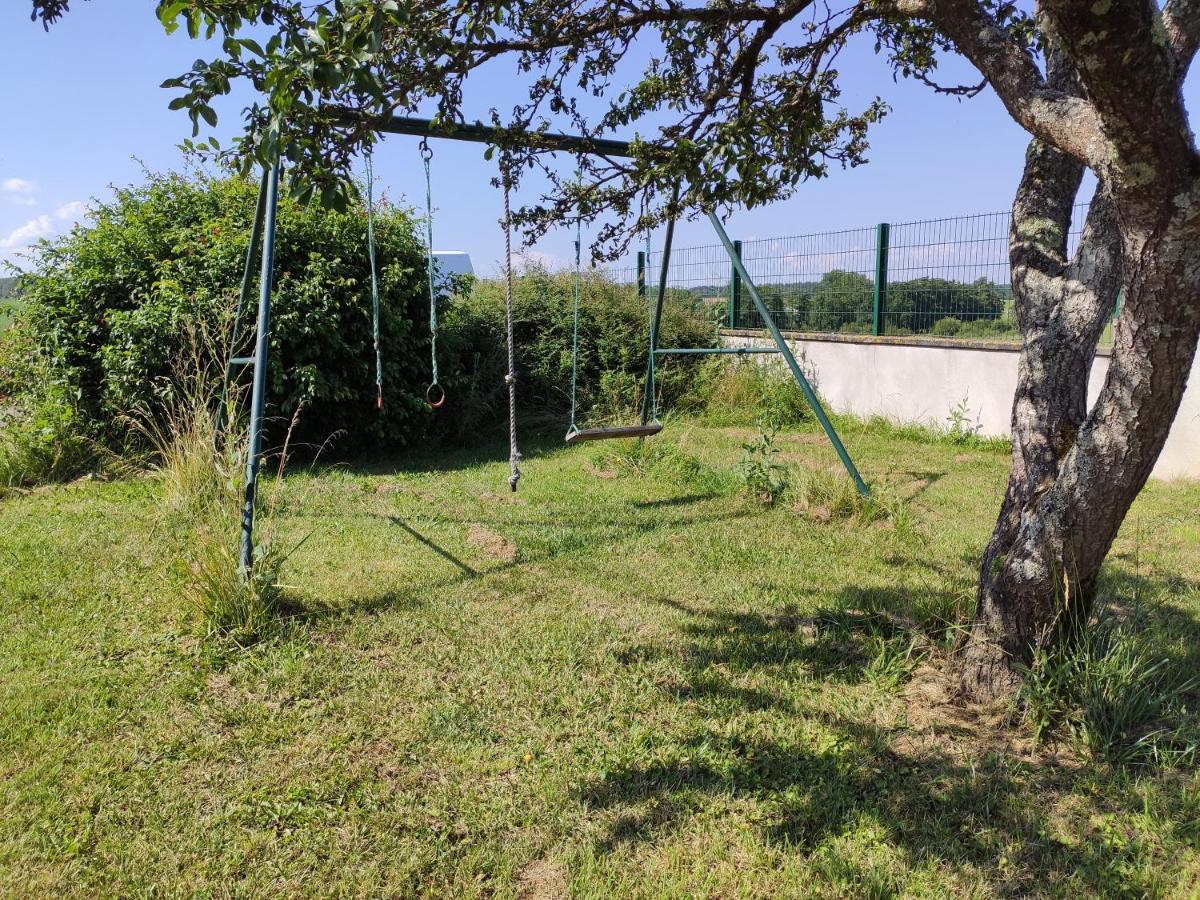 ホテル Domaine Des Arts Dompierre  エクステリア 写真