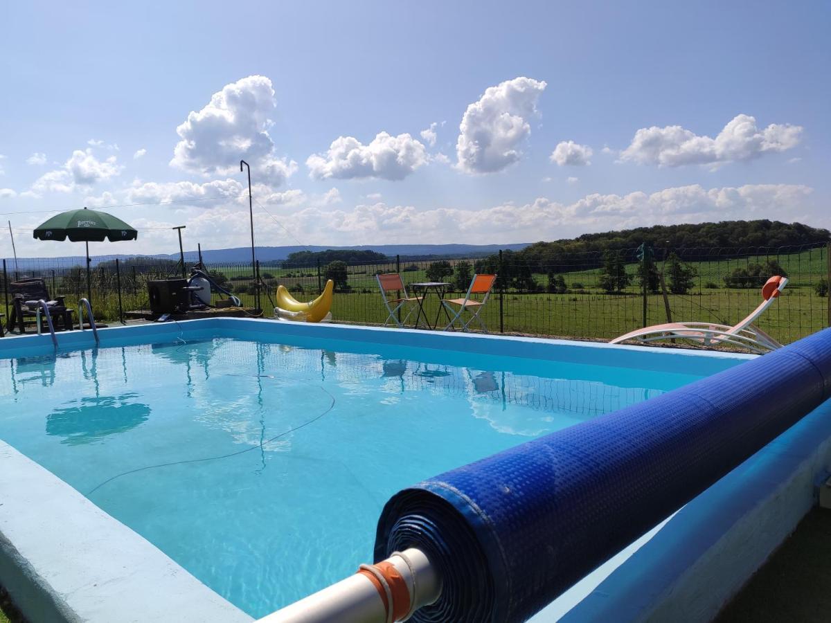 ホテル Domaine Des Arts Dompierre  エクステリア 写真